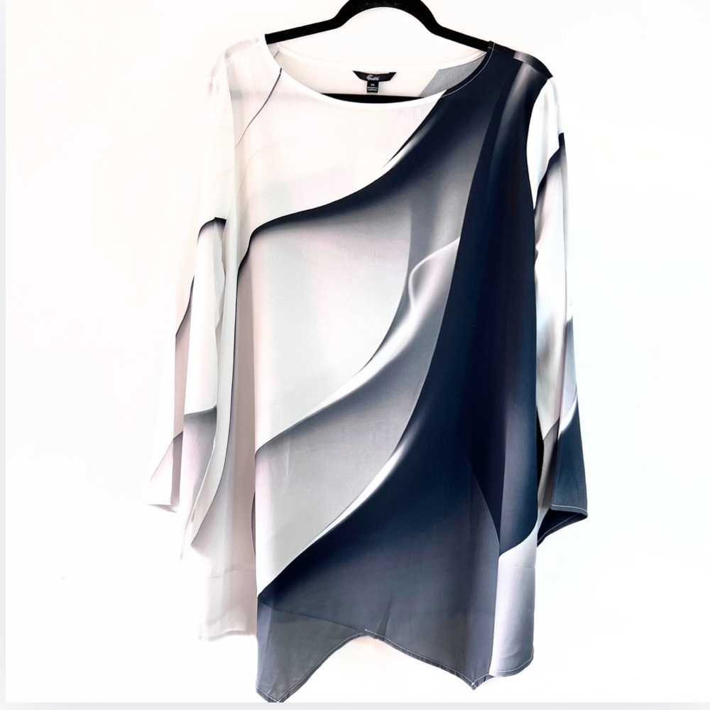 Abstract Tunic 3/4 Flowy Sleeve Black Gray White Blouse Top Blouse